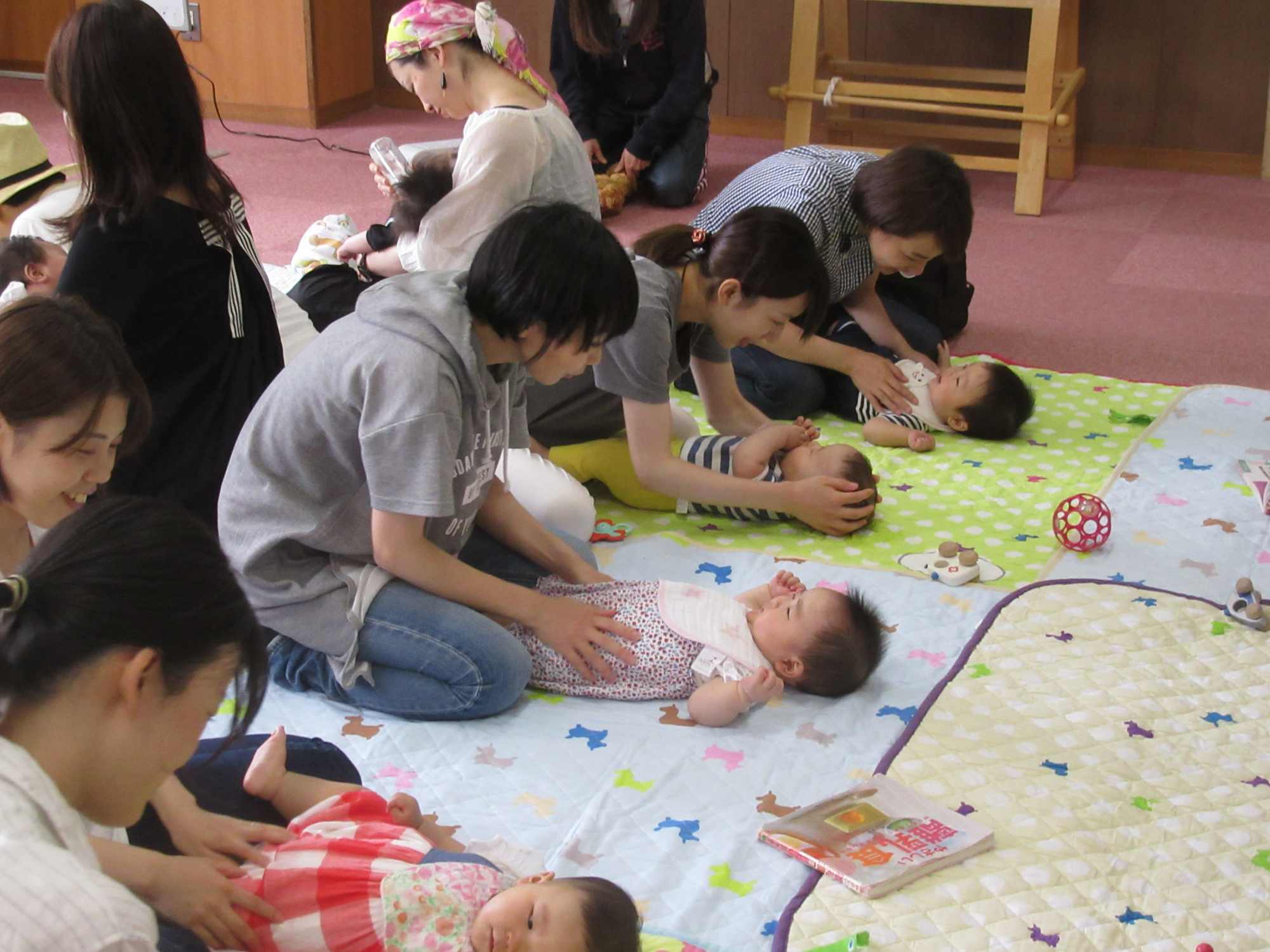 神戸市立六甲道児童館「あかちゃんのあかちゃんのお部屋（2～8か月程度）